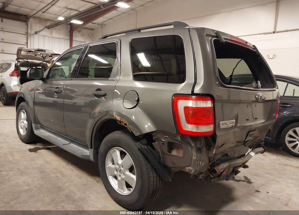 2011 FORD ESCAPE VIN: 1FMCU9DG8BKA26071