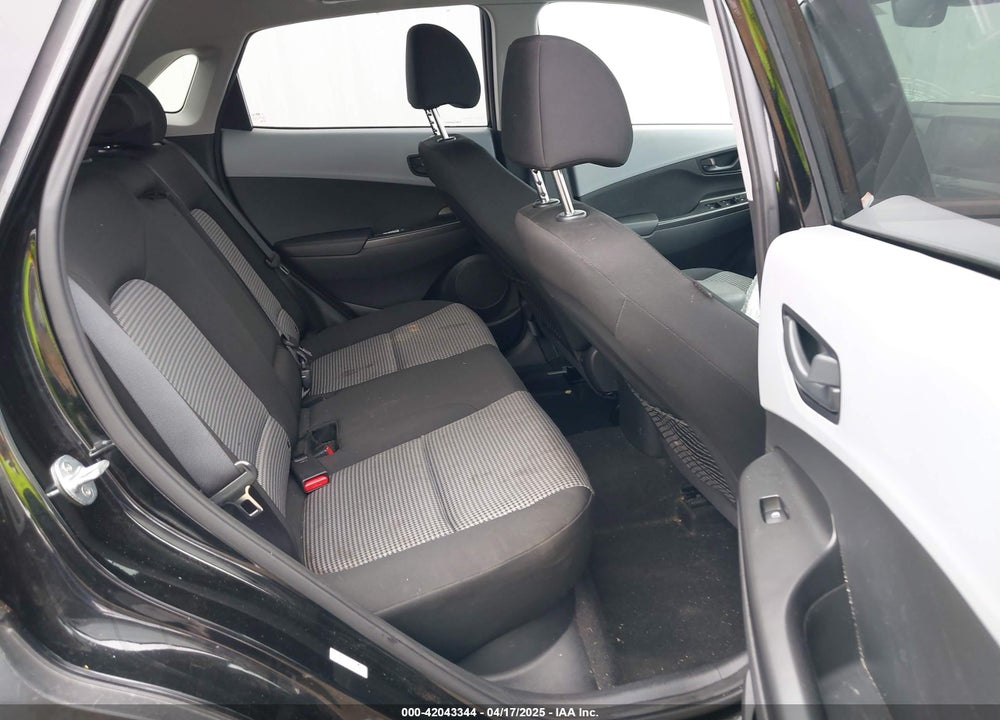2020 HYUNDAI KONA SEL PLUS VIN: KM8K6CAA2LU434784