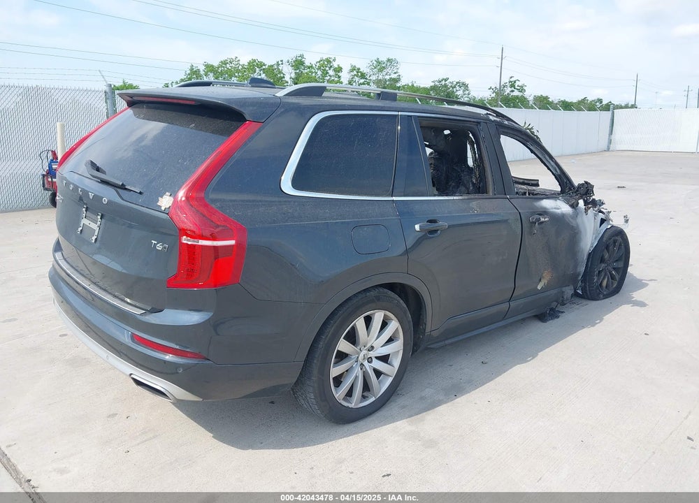 2017 VOLVO XC90 T6 MOMENTUM VIN: YV4A22PK6H1151686