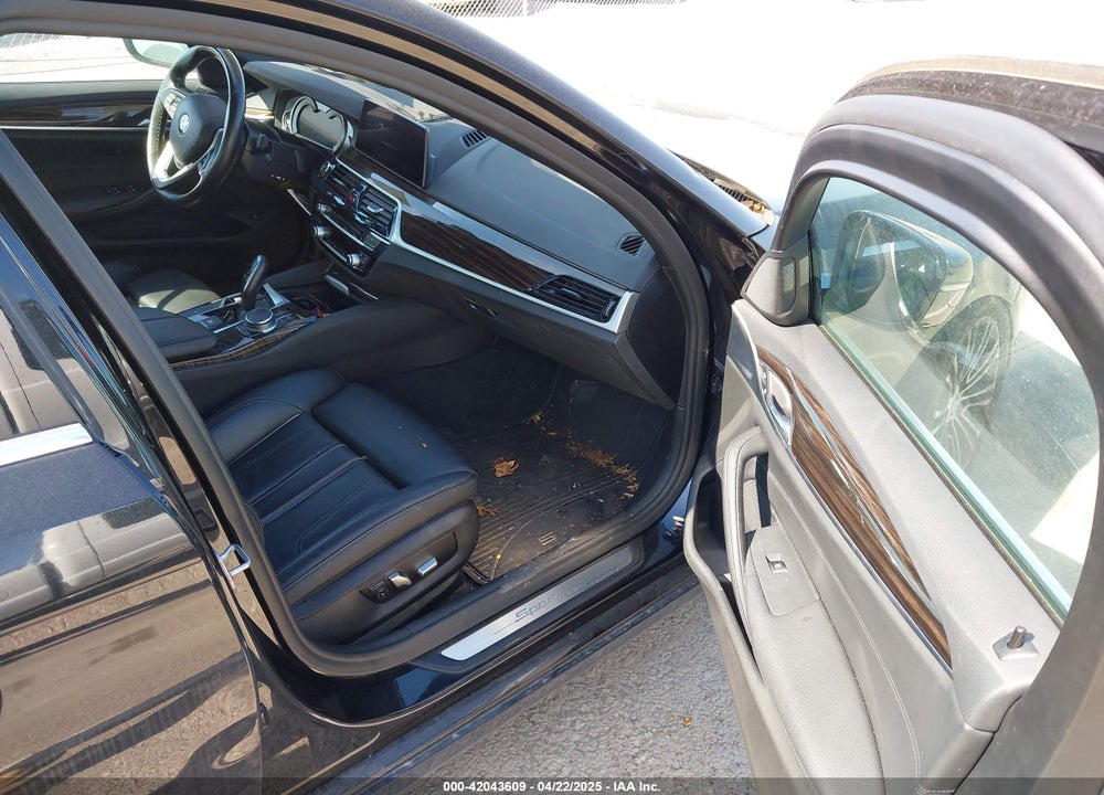2019 BMW 530I VIN: WBAJA7C55KWW08711