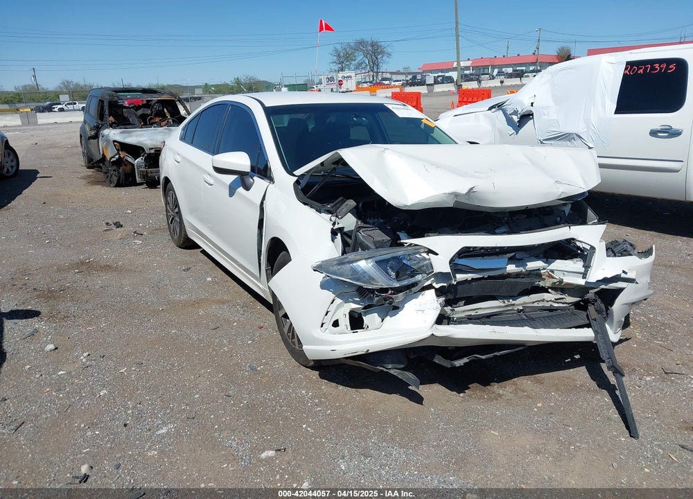 2018 SUBARU LEGACY 2.5I PREMIUM VIN: 4S3BNAC6XJ3026122