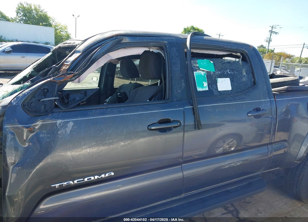 2017 TOYOTA TACOMA VIN: 3TMDZ5BN8HM030014