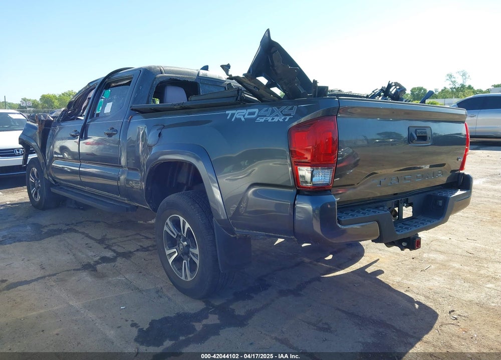 2017 TOYOTA TACOMA VIN: 3TMDZ5BN8HM030014