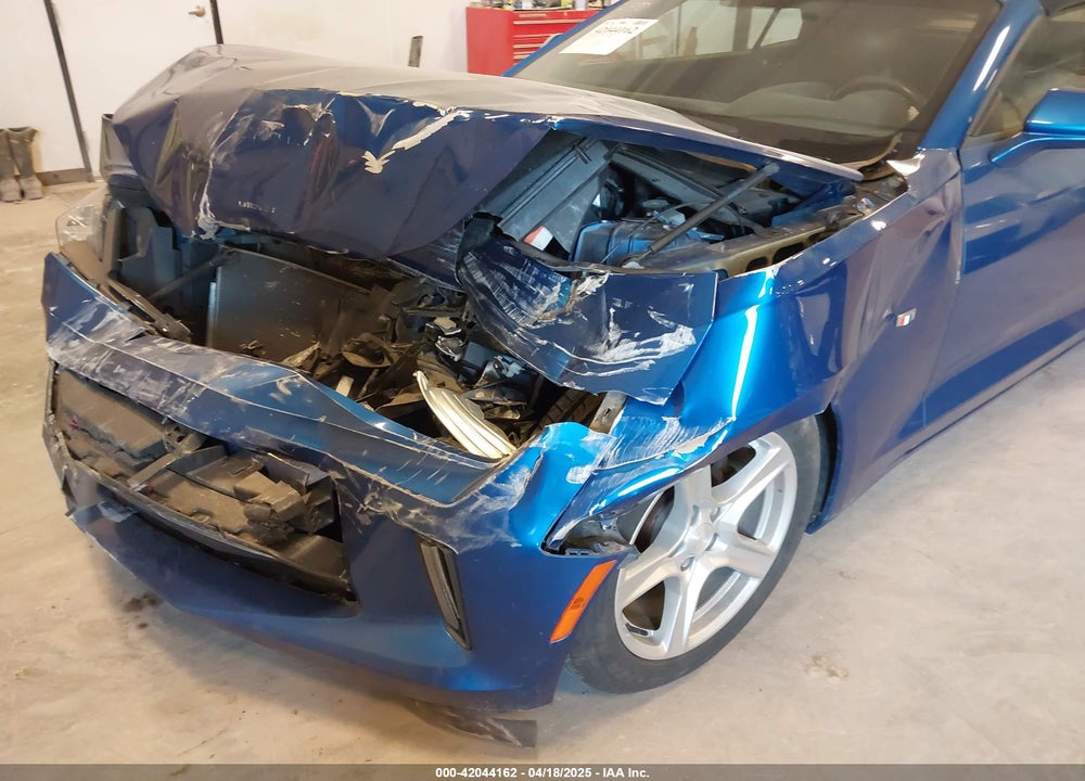 2018 CHEVROLET CAMARO VIN: 1G1FB3DX7J0183310
