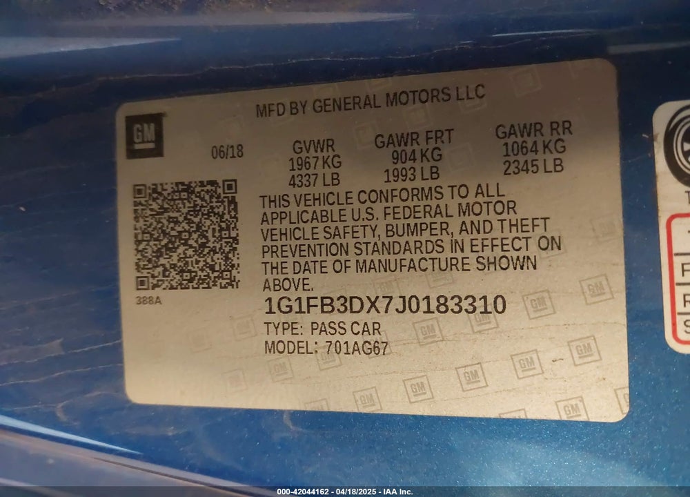 2018 CHEVROLET CAMARO VIN: 1G1FB3DX7J0183310