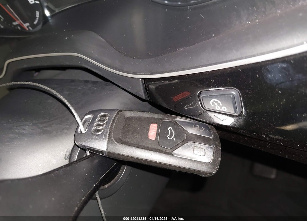 2018 AUDI Q7 VIN: WA1LAAF73JD028903