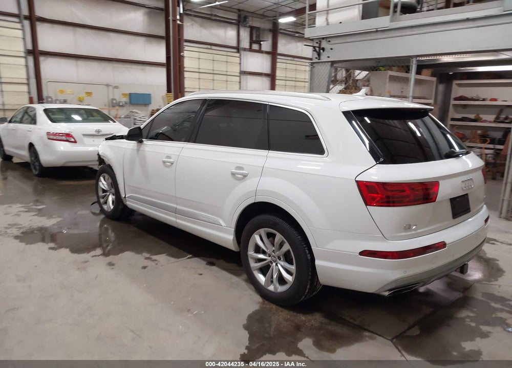 2018 AUDI Q7 VIN: WA1LAAF73JD028903