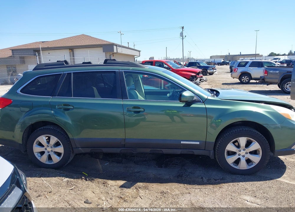 2011 SUBARU OUTBACK 2.5I PREMIUM VIN: 4S4BRCCC0B3323175