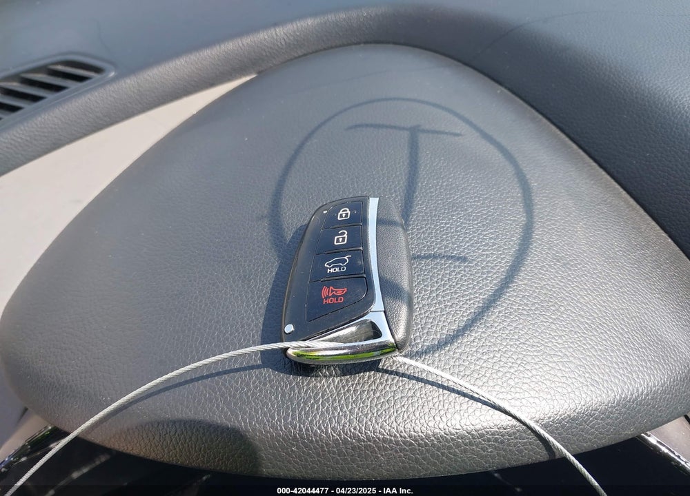 2013 HYUNDAI SANTA FE VIN: 5XYZW3LA8DG032416