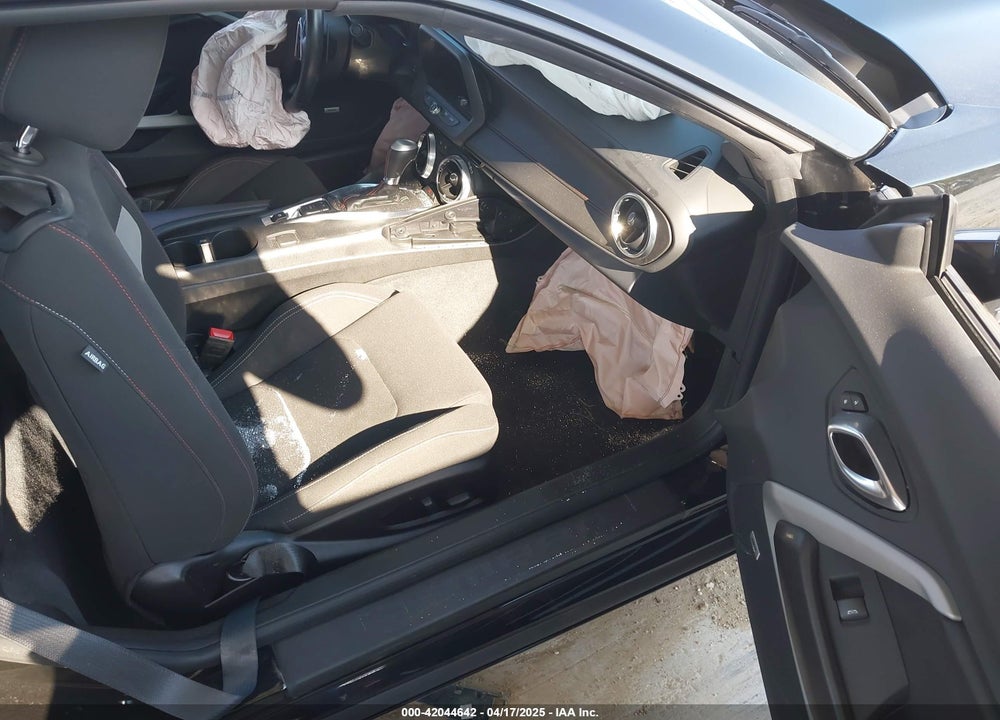 2024 CHEVROLET CAMARO VIN: 1G1FB3DS5R0108864
