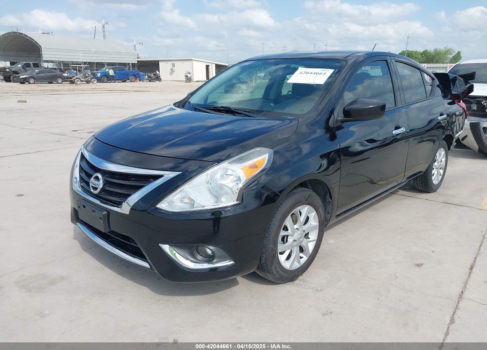 2018 NISSAN VERSA 1.6 SV VIN: 3N1CN7AP2JL871301