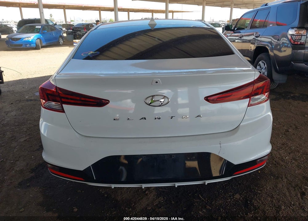 2020 HYUNDAI ELANTRA VIN: 5NPD84LF6LH559156