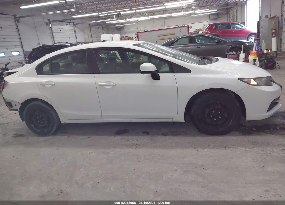 2013 HONDA CIVIC LX VIN: 19XFB2F50DE040563