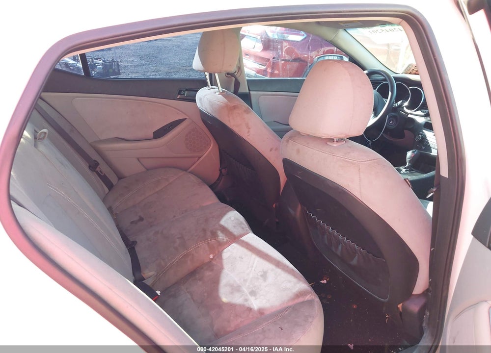 2013 KIA OPTIMA VIN: KNAGM4A74D5339470