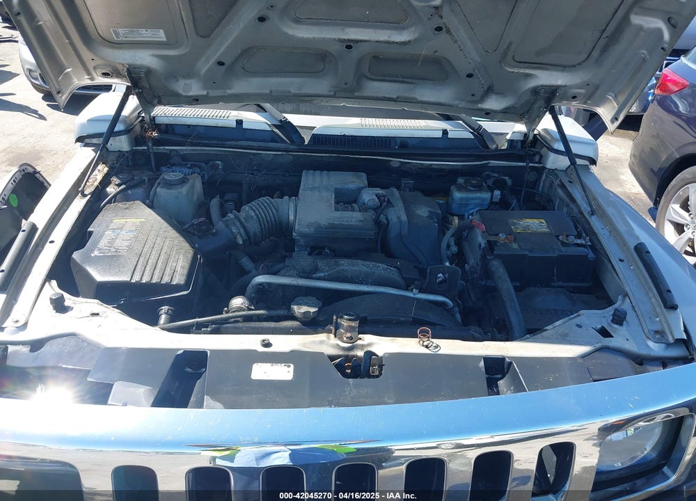 2007 HUMMER H3 SUV VIN: 5GTDN13E878205098