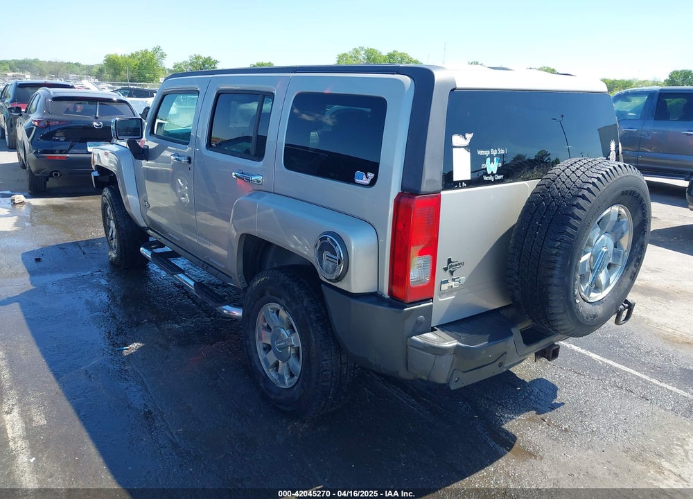 2007 HUMMER H3 SUV VIN: 5GTDN13E878205098