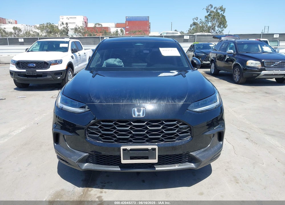 2024 HONDA HR-V 2WD LX VIN: 3CZRZ1H33RM735318