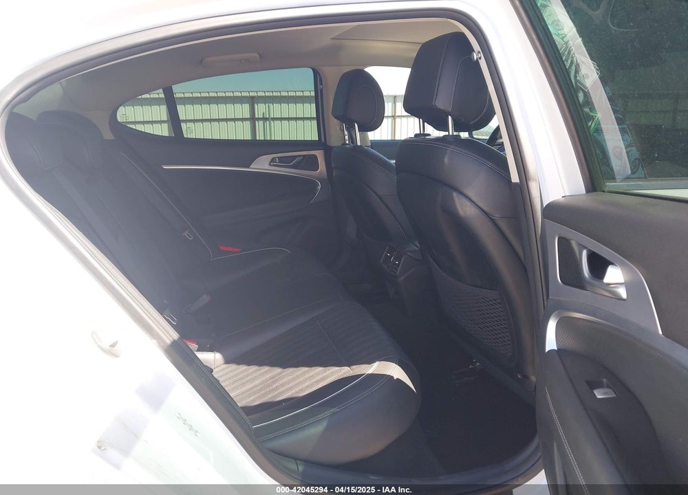 2019 GENESIS G70 VIN: KMTG34LAXKU025146