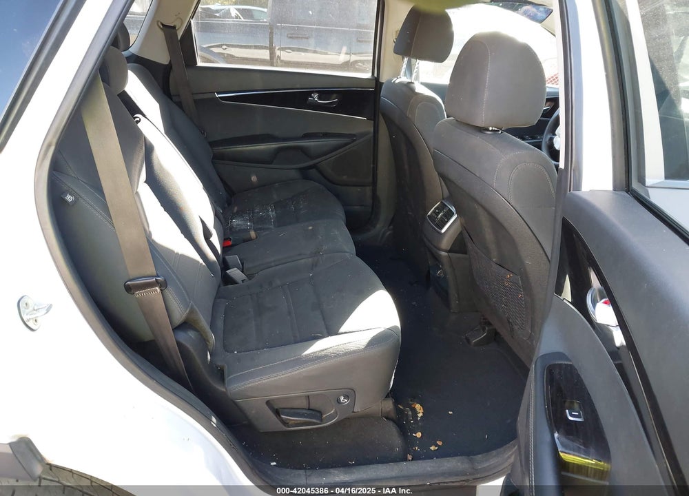 2020 KIA SORENTO VIN: 5XYPG4A32LG642292