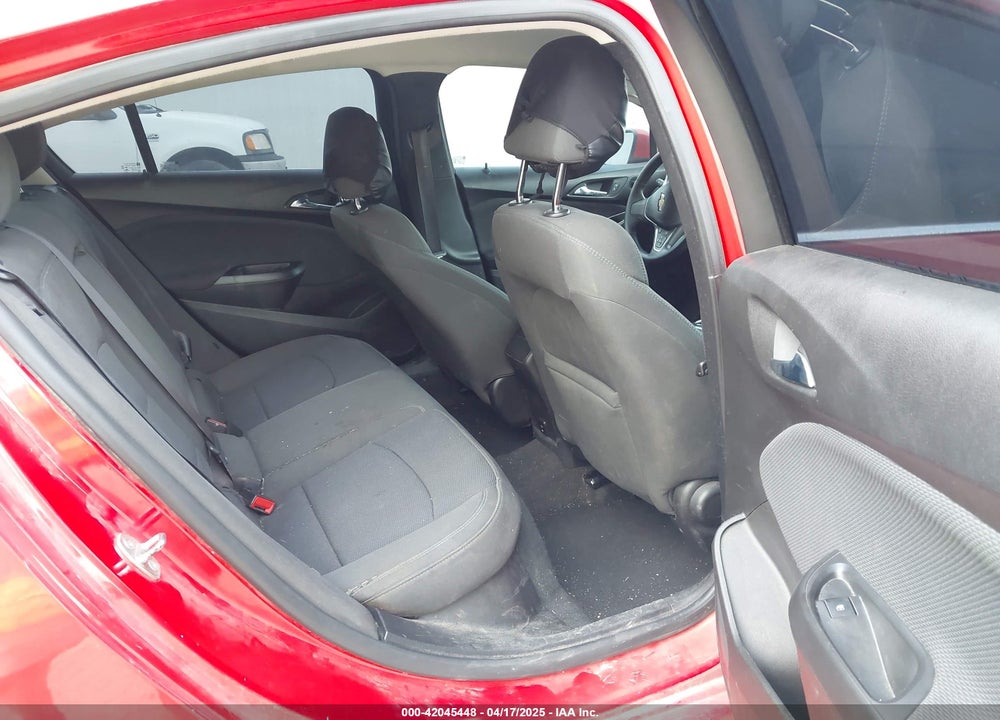2017 CHEVROLET CRUZE VIN: 1G1BE5SM1H7208889