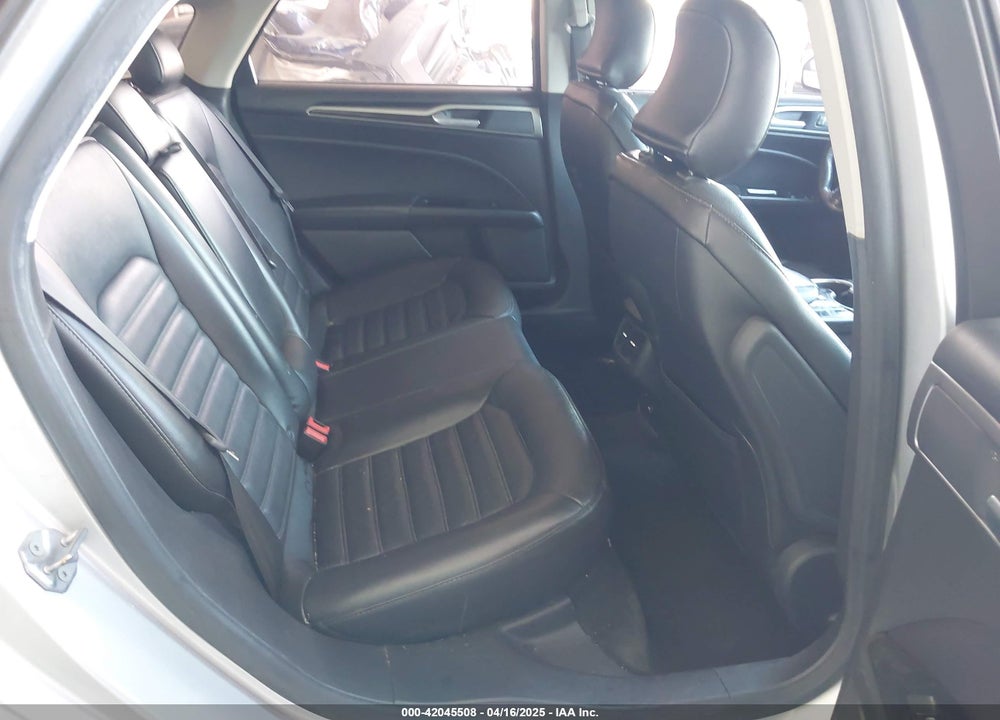 2016 FORD FUSION SE VIN: 3FA6P0H92GR179568