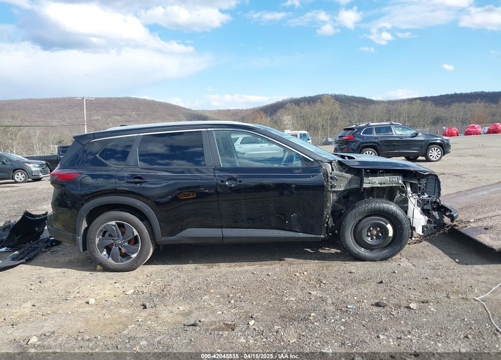 2024 NISSAN ROGUE VIN: JN8BT3BB0RW435678
