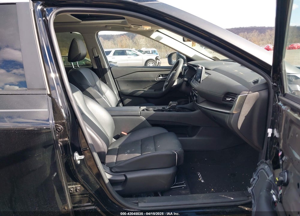2024 NISSAN ROGUE VIN: JN8BT3BB0RW435678