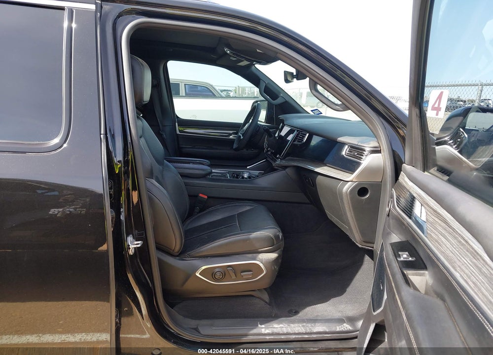 2022 JEEP WAGONEER VIN: 1C4SJVBT9NS114763