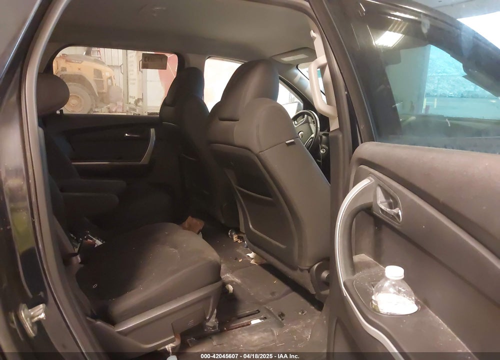2011 GMC ACADIA SLE VIN: 1GKKRPED4BJ279893