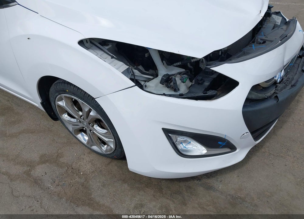 2014 HYUNDAI ELANTRA GT VIN: KMHD35LH0EU173956