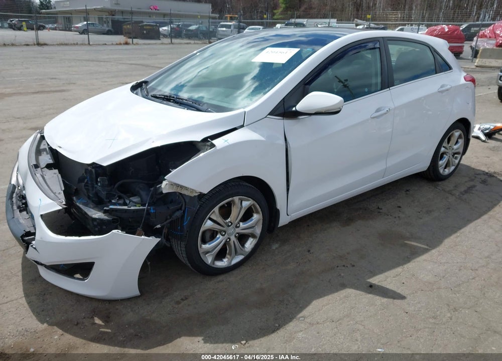 2014 HYUNDAI ELANTRA GT VIN: KMHD35LH0EU173956