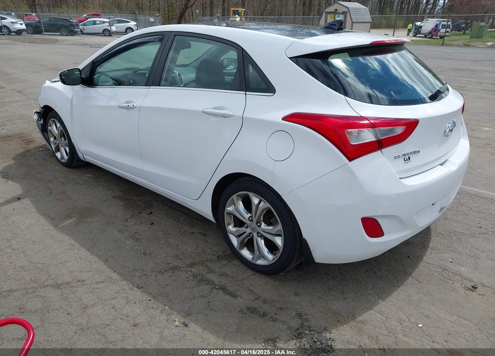 2014 HYUNDAI ELANTRA GT VIN: KMHD35LH0EU173956