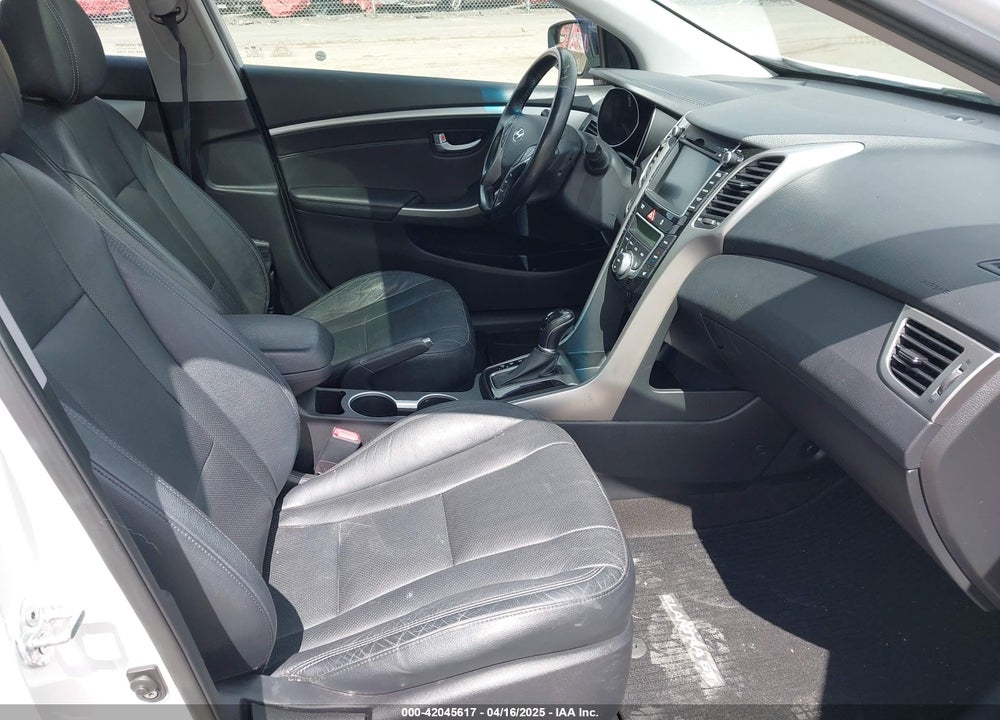 2014 HYUNDAI ELANTRA GT VIN: KMHD35LH0EU173956