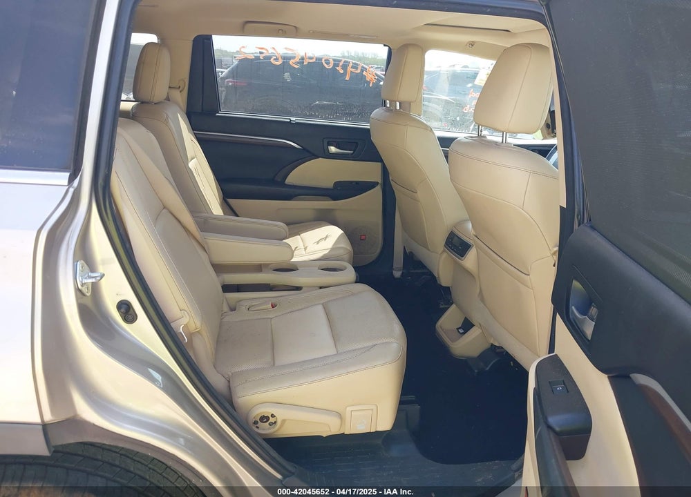 2015 TOYOTA HIGHLANDER LIMITED V6 VIN: 5TDYKRFH3FS083587