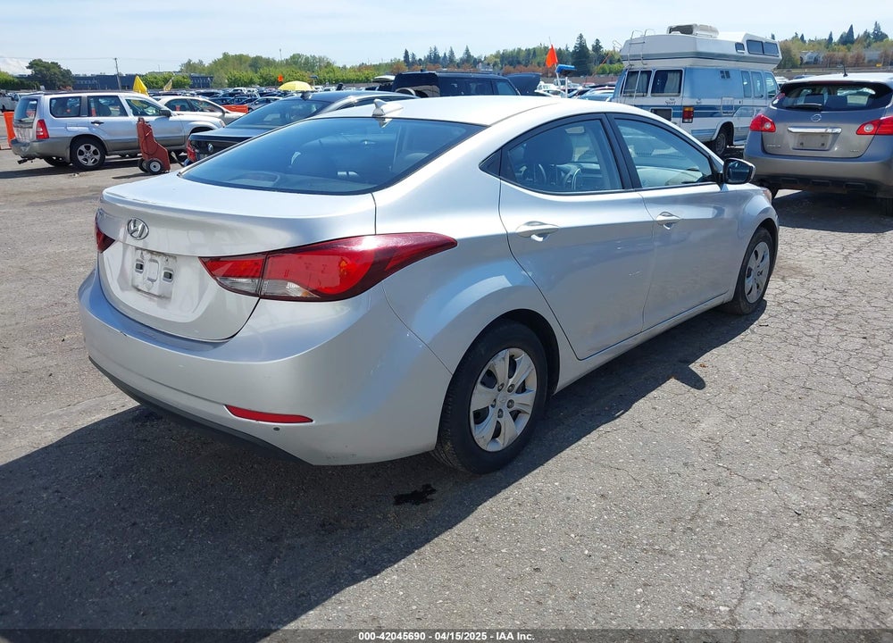 2016 HYUNDAI ELANTRA SE VIN: KMHDH4AE0GU530916