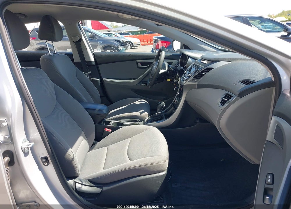 2016 HYUNDAI ELANTRA SE VIN: KMHDH4AE0GU530916