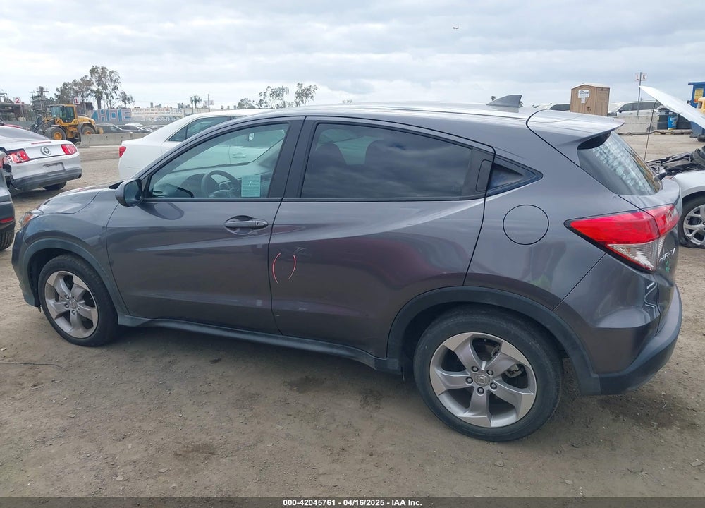 2019 HONDA HR-V VIN: 3CZRU5H38KG715690