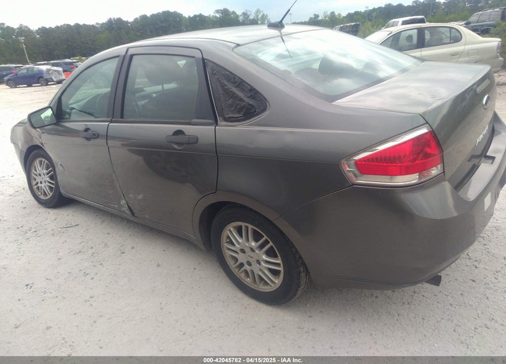 2011 FORD FOCUS VIN: 1FAHP3FN9BW105421