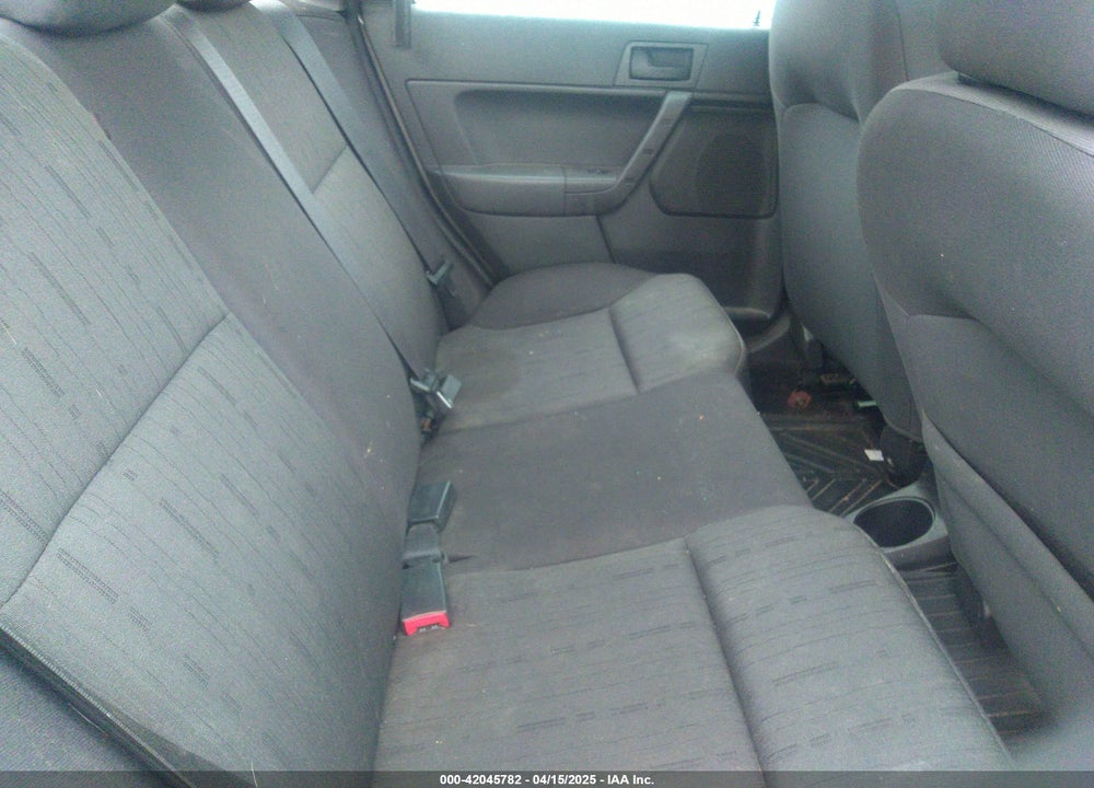 2011 FORD FOCUS VIN: 1FAHP3FN9BW105421