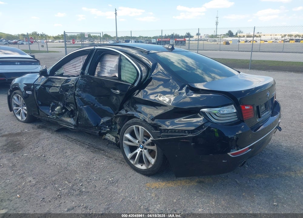 2016 BMW 5 SERIES VIN: WBA5B1C5XGG131075