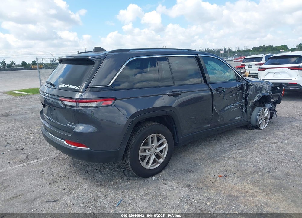 2024 JEEP GRAND CHEROKEE VIN: 1C4RJHAG7RC703637