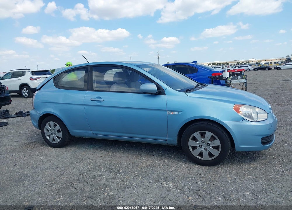 2010 HYUNDAI ACCENT GS VIN: KMHCM3ACXAU178600