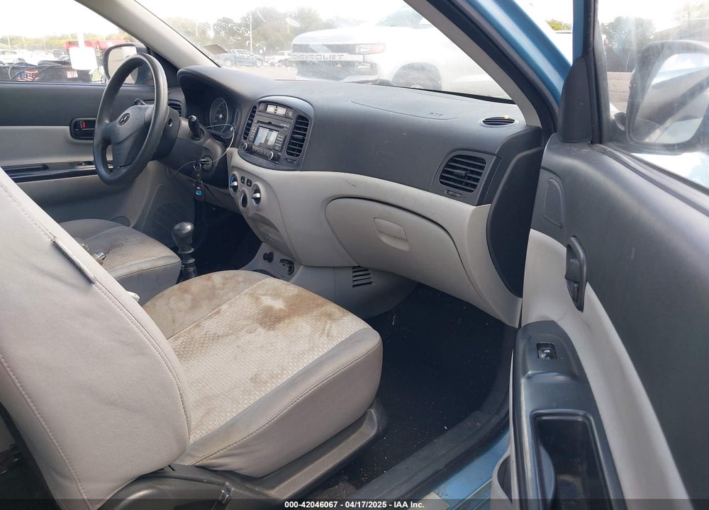 2010 HYUNDAI ACCENT GS VIN: KMHCM3ACXAU178600