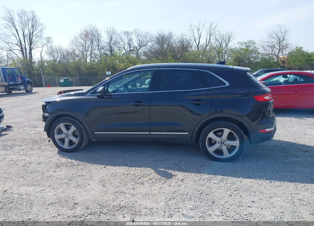 2018 LINCOLN MKC VIN: 5LMCJ1D96JUL13579