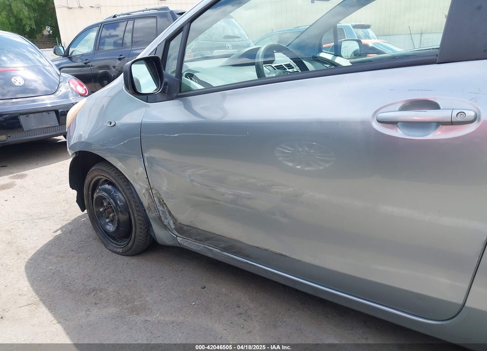 2010 TOYOTA YARIS VIN: JTDJT4K34A5289978