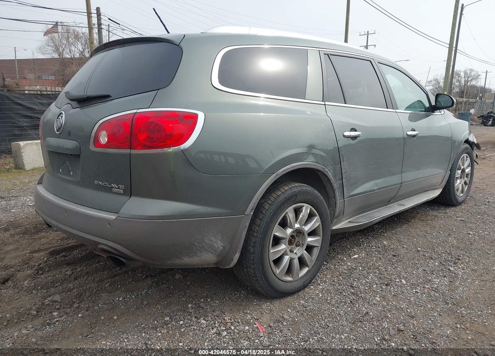 2011 BUICK ENCLAVE VIN: 5GAKVCED1BJ328758