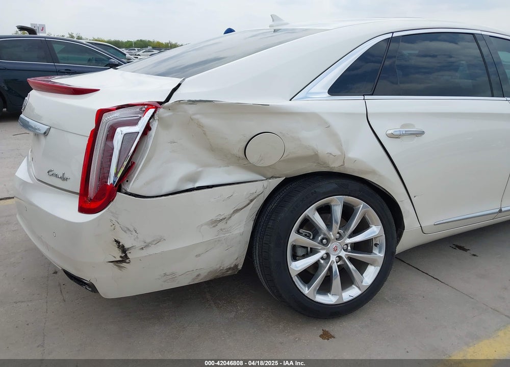 2014 CADILLAC XTS PREMIUM VIN: 2G61P5S33E9325844