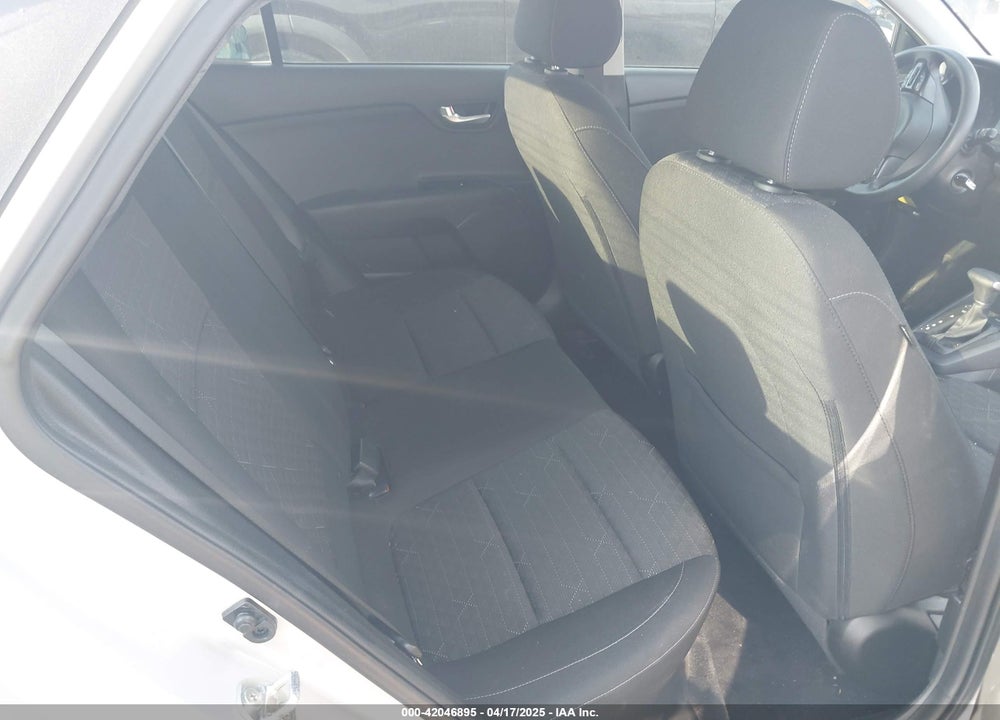 2020 KIA RIO VIN: 3KPA24AD7LE258812