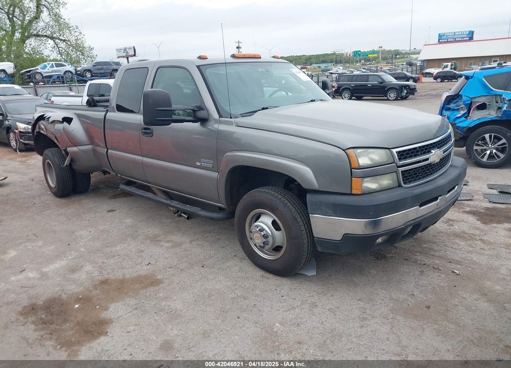 2007 CHEVROLET SILVERADO 3500 CLASSIC LT1 VIN: 1GCJK39D07E146689