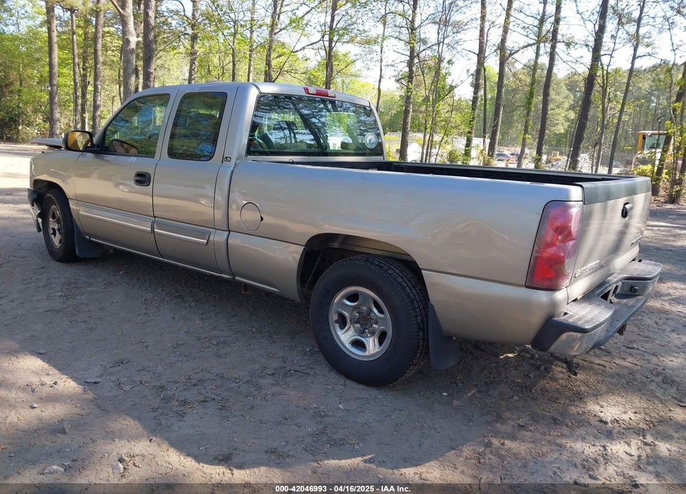 2003 CHEVROLET SILVERADO 1500 LS VIN: 2GCEC19T131331601